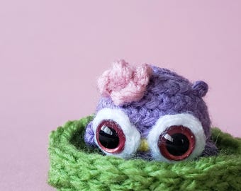 Pocket crochet owl desk pet: Solstice the Whotanist | Sugar & Friends