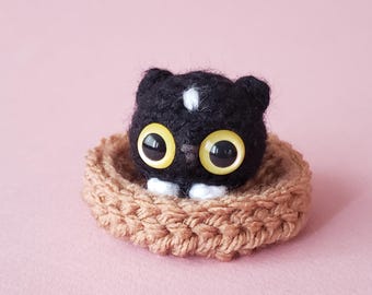 Tuxedo Cat Custom Crochet Mini Plushie: pocket hug ~ desk pet