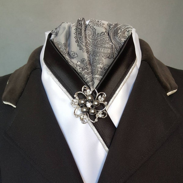 stock tie equestrian