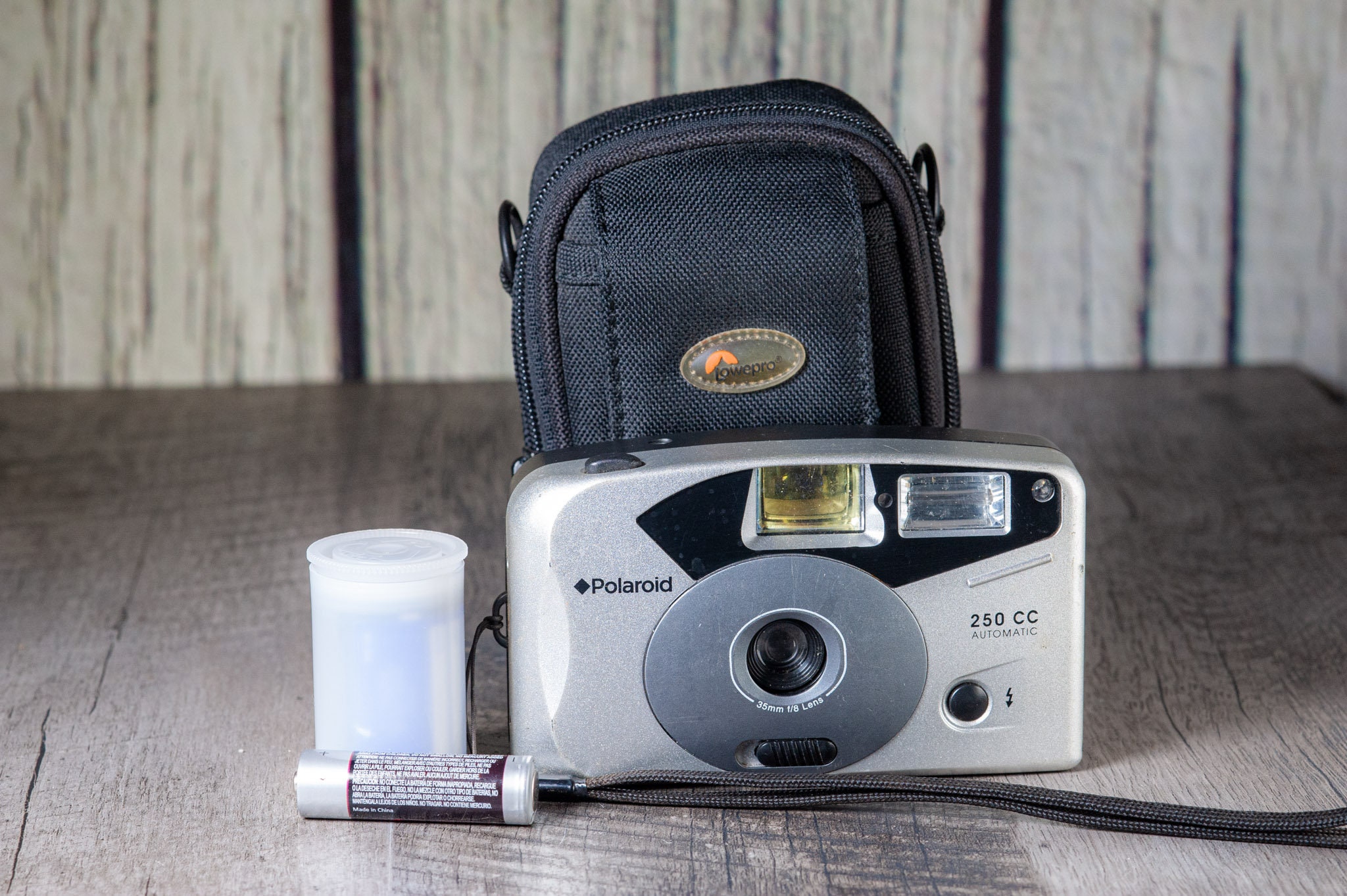 Polaroid 250cc With Flash 35mm Point Shoot Camera Case