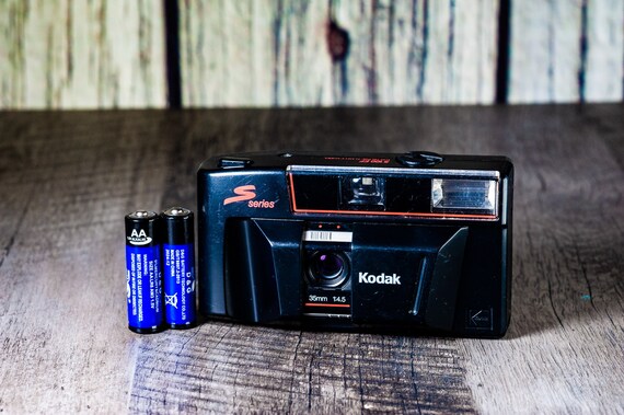 Vintage Kodak S100 EF Série S 35MM Caméra Point & Shoot Flash électronique