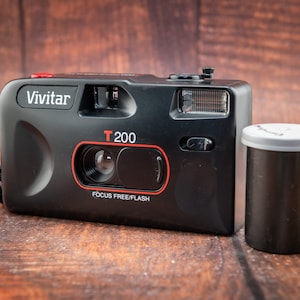 Vivitar T200 35mm Point & Shoot Film Camera - Roll of film included