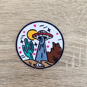 UFO Iron On Patch UFO  Patches, Cartoon patches iron on ,Embroidered Patch Iron, Patches For Jacket ,Logo Back Patch,