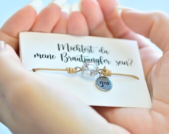 Brautjungfer Armband mit Pusteblume personalisiert für Trauzeugin Taufpatin Armband mit Gravur Buchstabe und Herz in Geschenk Säckchen