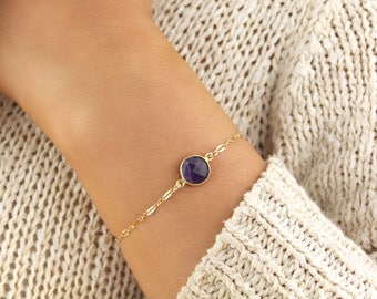 Dainty Amethyst Bracelet. Minimalist Bracelet. Dainty Stone Bracelet. Boho 14k Gold Filled Bracelet. Delicate Jewelry. February Birthstone.