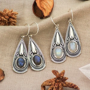 Moonstone Drop Earrings in Sterling Silver. Labradorite Dangle Earring. Blue Moonstone, Rainbow Moonstone Jewelry. Natural Stunning Stones.