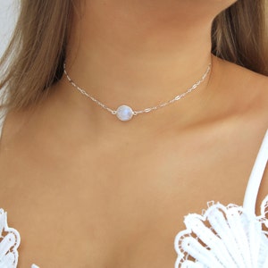 Rainbow Moonstone Collar Choker. Delicate Choker. Sterling Silver Choker Necklace. Moonstone Crystal Choker. Moonstone Pendant Choker Collar