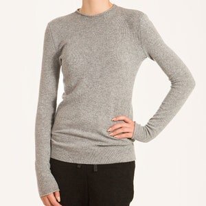 Grey Knit Pullover, 100% Cashmere Sweater Women, Slim Fit Crew Neck Jumper, Quiet Luxury Minimalist Knitwear, Grade A Soft Wool Top