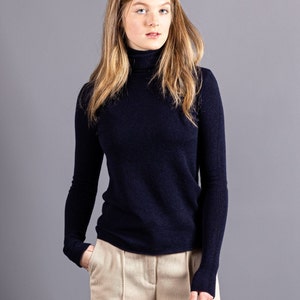 Cashmere Turtleneck Sweater: Slim Fit Knit Jumper