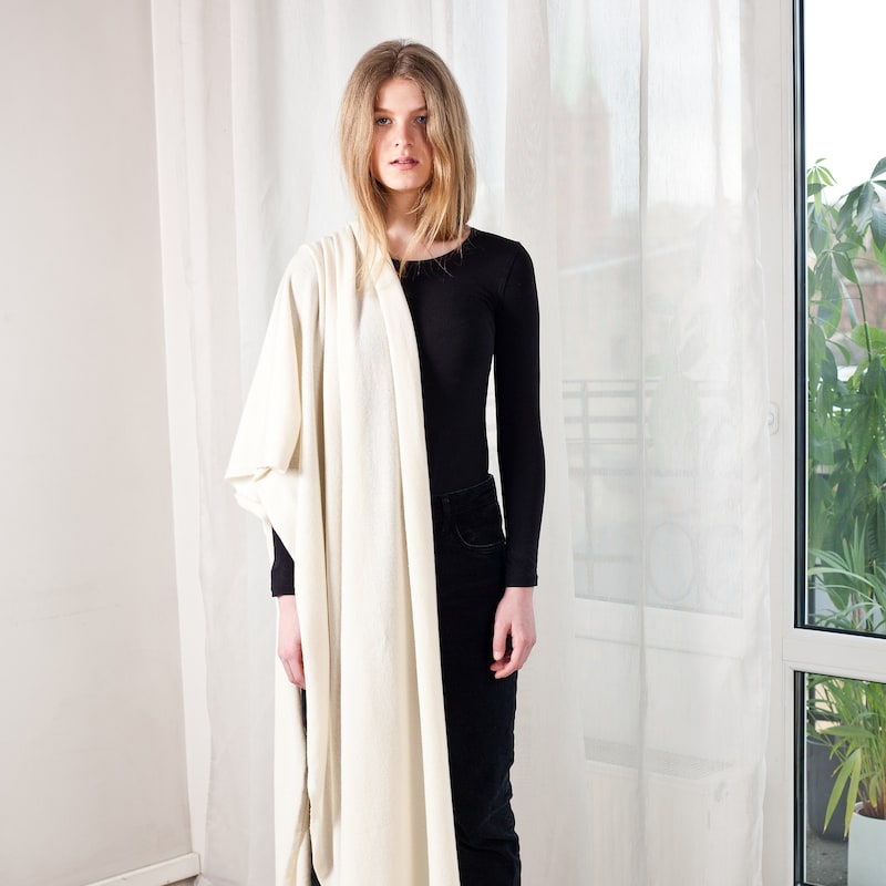 Edged Wool Scarf in Off White