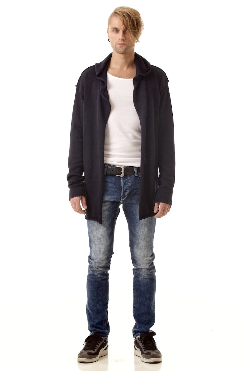 Chunky knit men's cardigan with hood and patch pockets