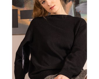 Maglione nero 100% cashmere, maglione lavorato a maglia nero, pullover di lana blu scuro, maglione di design elegante, maglione a strati per ufficio