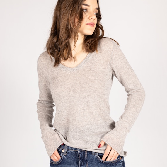 V Neck Sweater Women Grey, Cashmere Pullover, Fine Knit Jumper, Slim Fit Wool Sweater, Lightweight V-Neck Top, Minimalist Knitwear