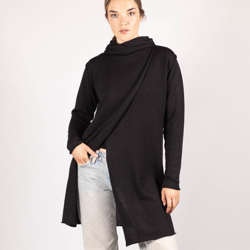 Hooded soft sweater main image 0