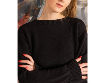 Black Cashmere Sweater Women, 100% Cashmere Crew Neck Pullover, Slim Fit Knit Jumper, Lightweight Minimalist Knitwear