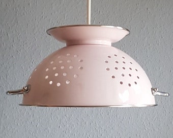 Hanging lamp Sieve XIV - pastel pink