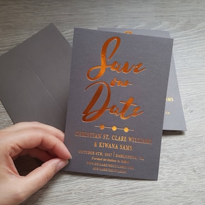 50 láminas calientes personalizadas para guardar las tarjetas de fecha y los sobres a juego; lámina de cobre, lámina de plata, lámina de oro; varios colores de cartulina