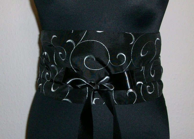 OBI reversible belt spiral on Taft in Black image 1