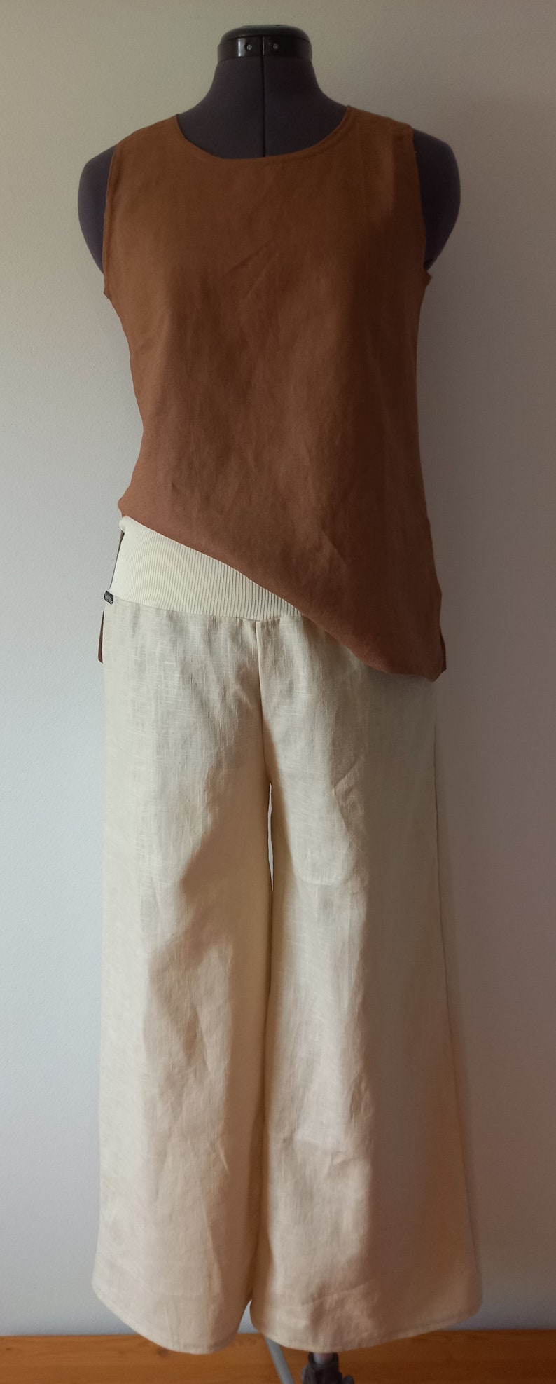 Linen trousers wide image 1