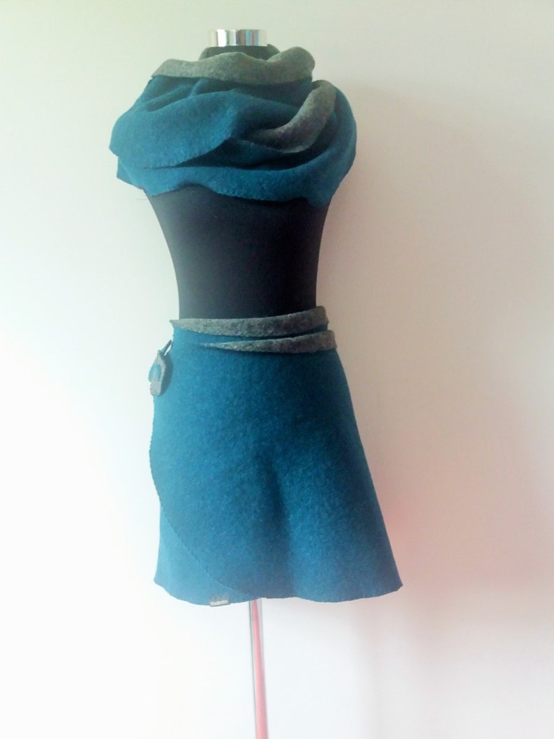 Wool skirt, walk skirt, hip warmer, shoulder warmer, kidney warmer, reversible skirt, wrap skirt in petrol gray image 2