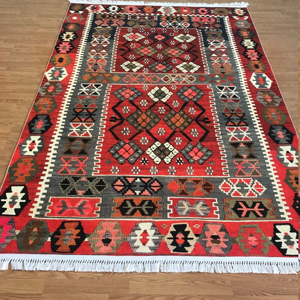 Nouveaux tapis et carpettes design kilim turc pour cuisine, chambre, salon 2,6 pi x 10 pi, 4 pi x 6 pi, 5 pi x 7 pi, 6 pi x 9 pi, 7 pi x 10 pi Reyhan