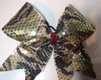Glitter Camo Cheer Bow – 7 display picture 2