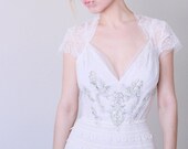 FAR AWAY tulle lace hand embroidered beaded wedding gown dress V-neck cotton chantilly ecru
