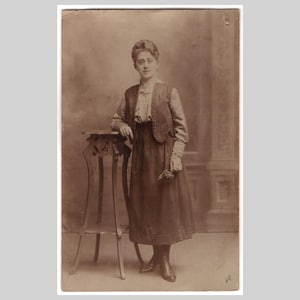 Antique rppc - German young woman period fashion dress studio portrait - Vintage private real photo postcard ca 1910
