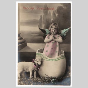 Cartolina fotografica antica con angelo pasquale - Cherubino bambina agnello uovo di Pasqua di grandi dimensioni in stile edoardiano - Antica cartolina tedesca dipinta a mano rppc 1911