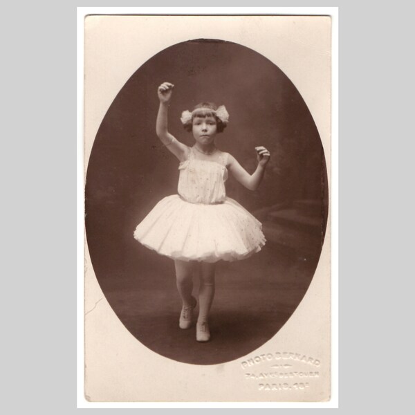 Little Girl Wall Art Etsy