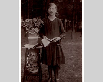German rppc - Young girl portrait sepia art deco dress fashion - Vintage private real photo postcard ca 1925
