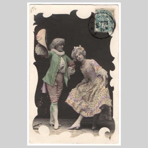 Carte postale romantique vintage - Couple de lesbiennes femme dame travesti mode renaissance - Ancienne carte de voeux édouardienne vers 1905