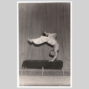 Circus photo postcard - Circus act strength strong man balancing gymnastics handstand - Vintage Dutch picture snapshot photograph ca 1920