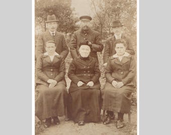 Antieke Duitse rppc - Familieportret edwardian fashion sepia - vintage privé echte fotokaart ca.1905