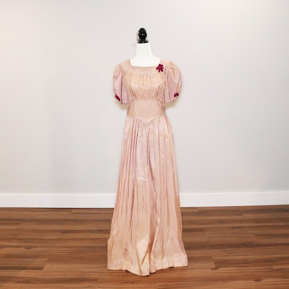 Vintage 1940s Pale Pink Gown