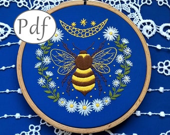 embroidery pattern pdf insect - bee and floral wreath with daisies - modern embroidery - honey moon instant download - stitching pattern