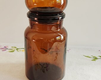 8oz Amber Glass Apothecary Jars 6 Pack,Round Mason Canning Jars with Black  Plastic Lids for