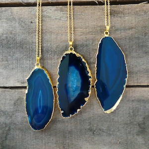 Blue Agate Necklace Natural Agate Irregular Stone Blue Gemstone Geode Necklace Gold Necklace Bridesmaid necklace mom Gift Christmas gift