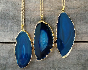 Blue Agate Necklace Natural Agate Irregular Stone Blue Gemstone Geode Necklace Gold Necklace Bridesmaid necklace mom Gift Christmas gift