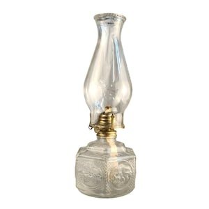 Vintage Lamplight Farms Oil Lamp: Embossed Horse & Buggy Scene