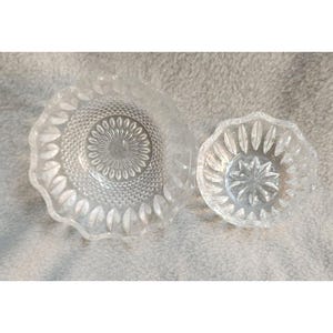 Glass Bowls Set Of 2 Decorative Serving Dishes Elegant Design Home Decor Collectibles