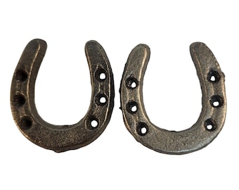 Set of 2 Rustic Iron Horseshoes, Vintage Western Farmhouse Wall Decor