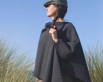 Stormy Sea poncho handwoven in Shetland sheep’s wool from Scotland