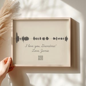 Soundwave Art QR Code Canvas — Memorial Voicemail Gift, Custom Framed Canvas Gift Idea, Personalized Wall Art Mother&#39;s Day Gift for Mom