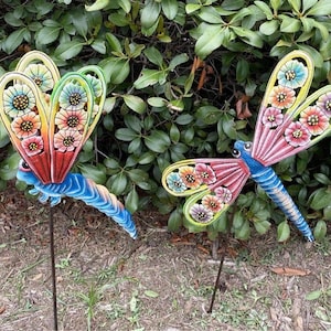 Dragonfly Yard Stake Set of 2 Metal Sign Haitian Metal Art Indoor Outdoor Patio Decor Garden Bird Flower