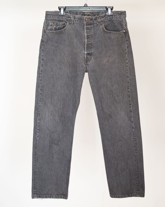 vintage black levis 501