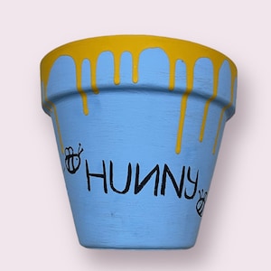 Winnie the Pooh Honey Pot Favor with Bees (BLUE)