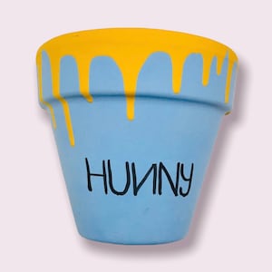 Winnie the Pooh Honey Pot COLORS Favor