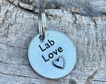 Lab Lover Charm - Regalos para amantes de laboratorio - Amuleto de collar para perros - Collar para mascotas - Amuleto - Etiqueta para perros - Regalos para amantes de mascotas - Regalos de peltre - Regalos para perros