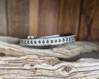 Smokey Quartz Studded Leather Dog Collar – Western Style, Size 18